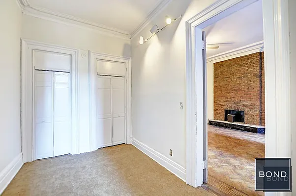 Rented by Bond New York | media 8