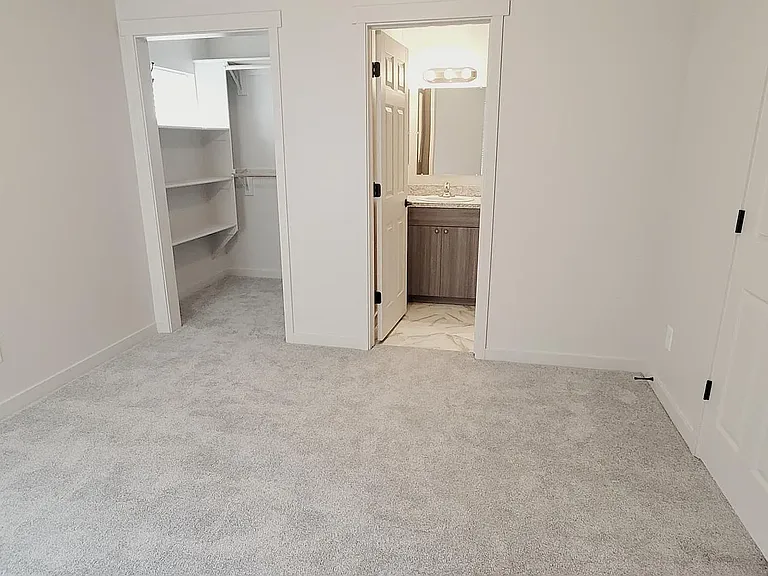 4813 Continental Ln #201 — Photo 7