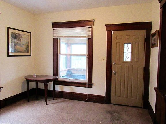 2nd image of 710 Sumner St