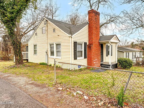 2nd image of 4001 Ivy Ave