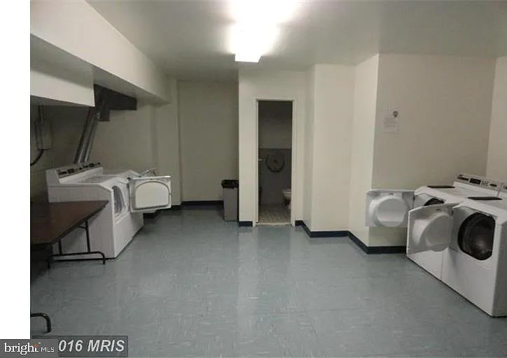 4201 Cathedral #813E — Photo 22