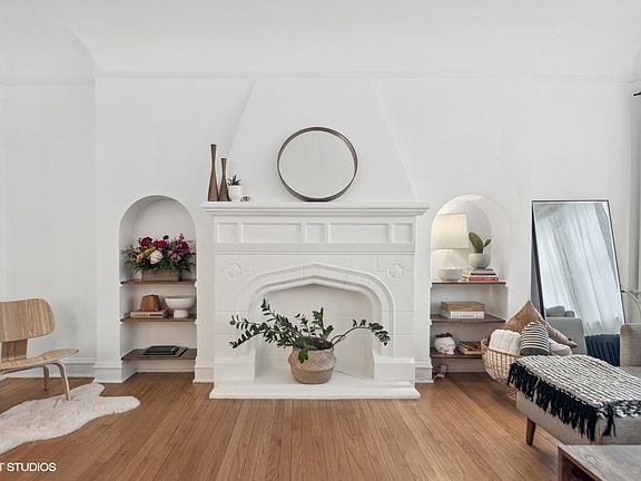 4th image of 5331 S Dorchester Ave #1