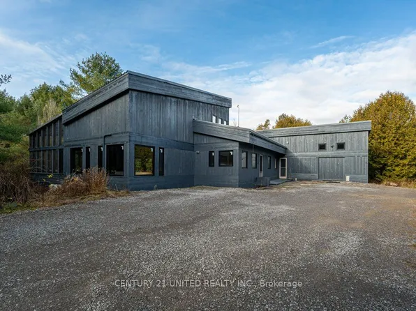 1080 Clydesdale Rd, North Kawartha, ON K0L 1A0