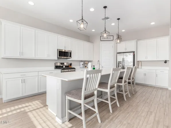 32582 N DURANGO Lane, San Tan Valley, AZ 85143