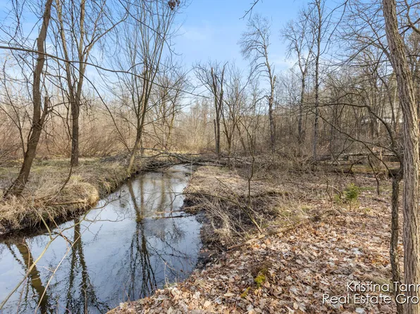 742 Honey Creek Ave, Ada, MI 49301