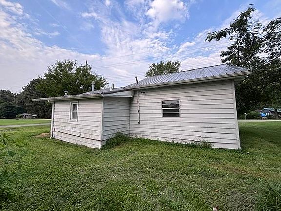 4th image of 211 N Boggess Ave