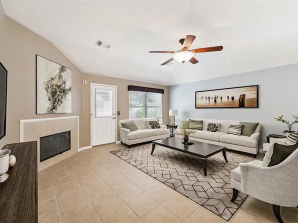4731 Pin Oak Creek Lane, Kingwood, TX 77345