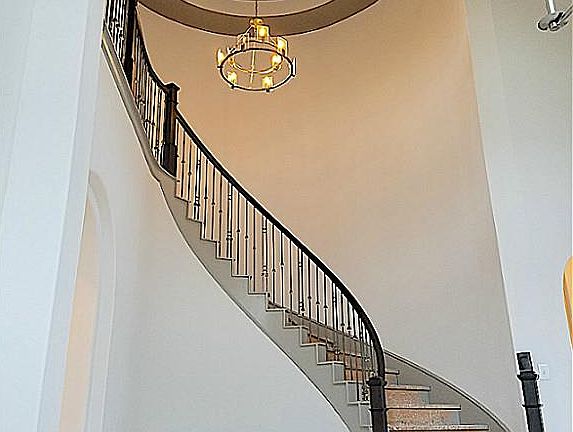 4th image of 1279 Portefino Ln