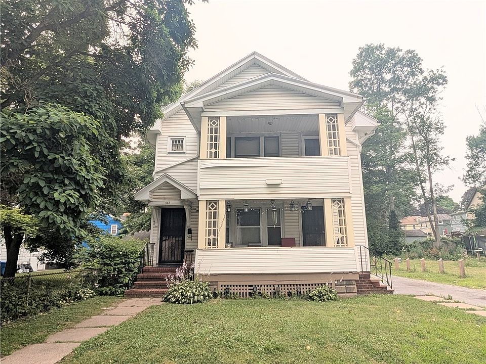 1st image of 563-565 Woodbine Ave