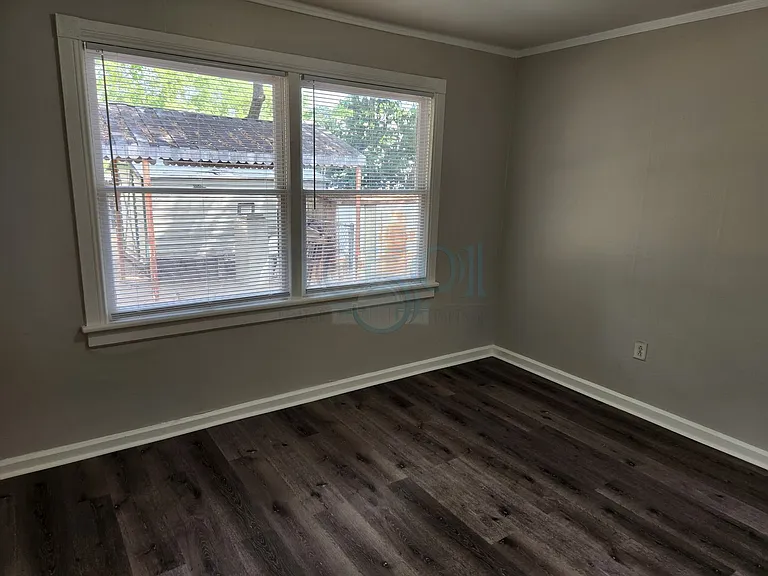 3402 Lilac Ter — Photo 18