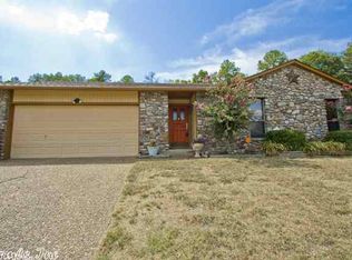 39 Hightrail Dr, Maumelle, AR 72113