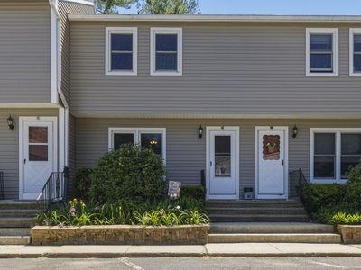 1430 Russell Rd APT 28, Westfield, MA, 01085