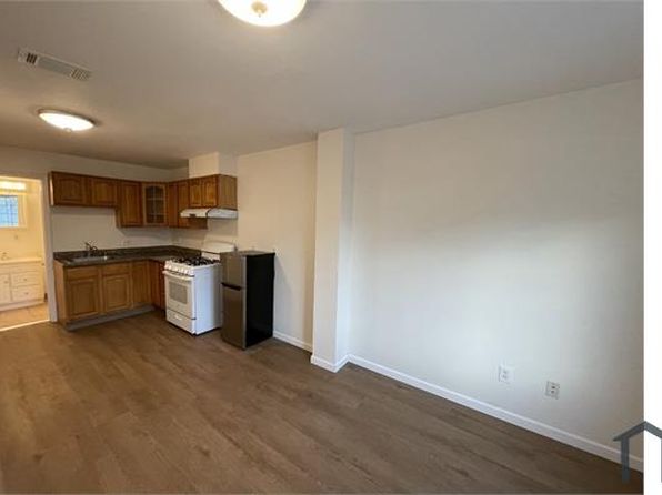 1382 Revere Ave #C