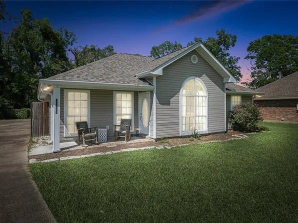 30121 Jacob St, Albany, LA 70711