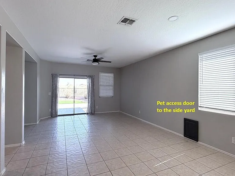2499 W Lewis And Clark Trl — Photo 8