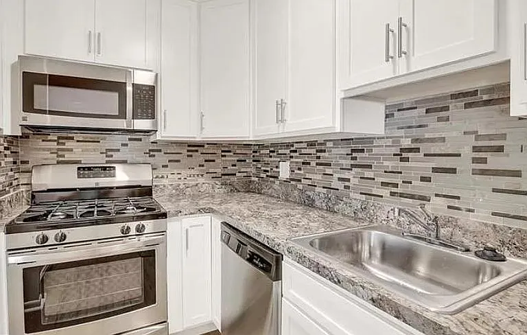 204 Cork Ln #T1 — Photo 3