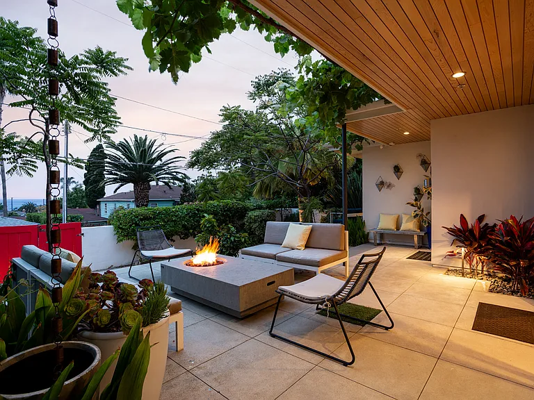 1482 Carmelita St — Photo 41