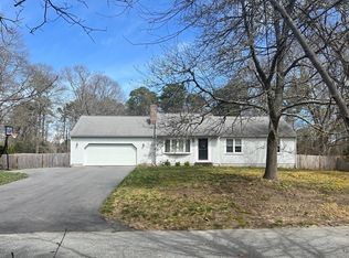 60 Knowlton Ln, Barnstable, MA 02630