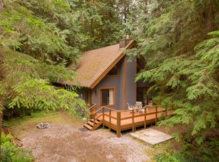 7048 Rainier Way, Glacier, WA 98244