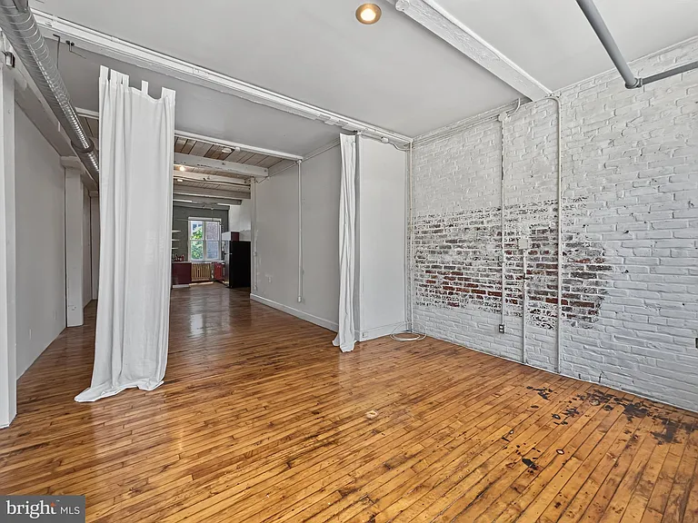 14 W Harvey St #16 — Photo 8