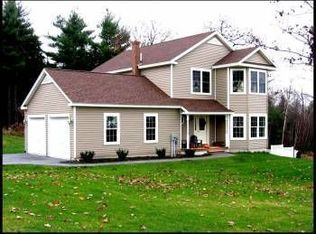 11 Field Ln, Turner, ME 04282