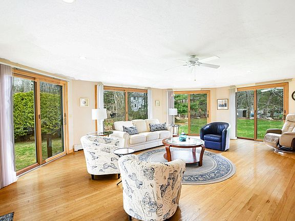 2nd image of 18 Fox Lane