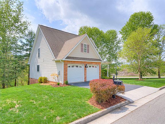 4th image of 1409 Ashford Ct