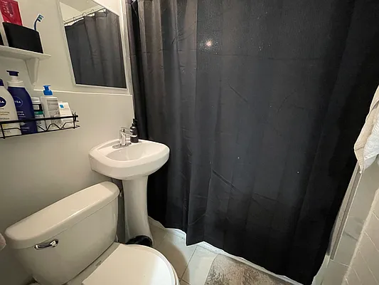 Rented by R New York | media 29