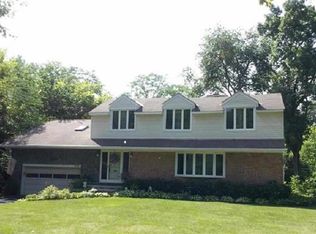 1013 Millington Rd, Niskayuna, NY 12309