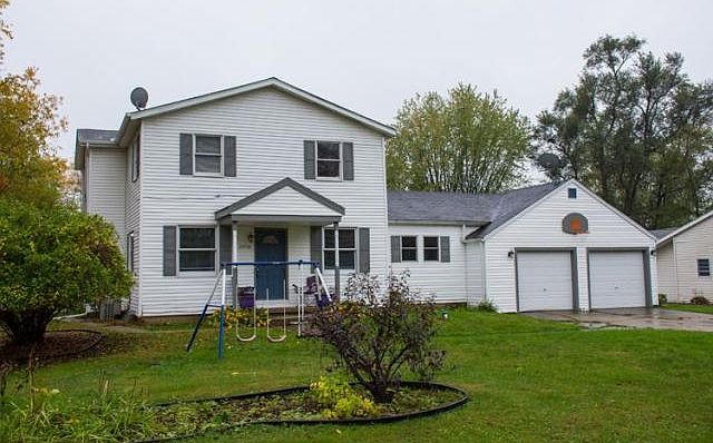 1st image of 19550 Gilmer St