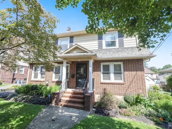 191 Carlton Ter, Teaneck, NJ 07666