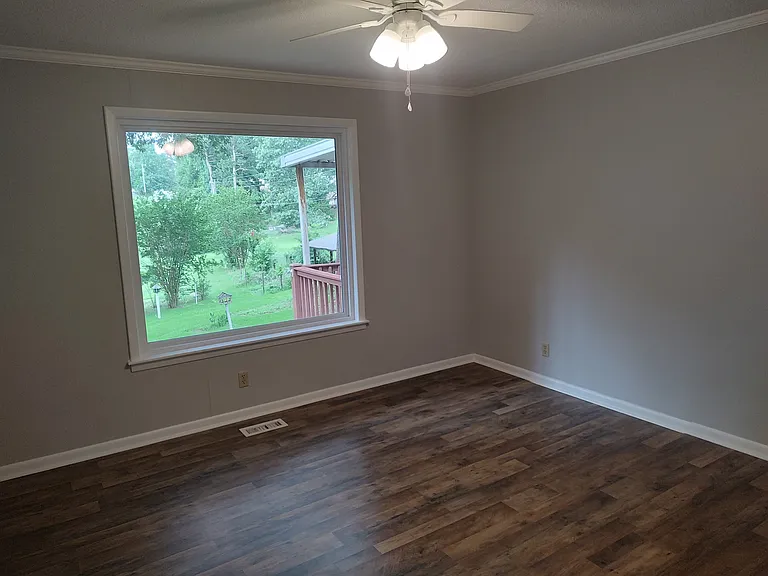 8109 Chicot Acres — Photo 11
