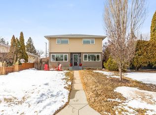 10504 60th St NW, Edmonton, AB T6A2K9