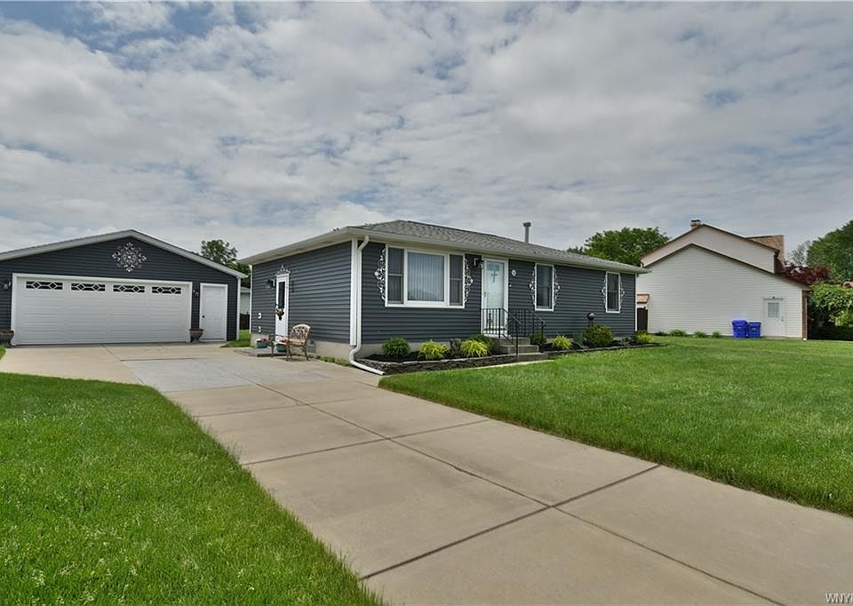 1st image of 51 Cathedral Dr