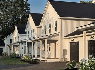 17 Magnolia Ln, Gardiner, ME 04345