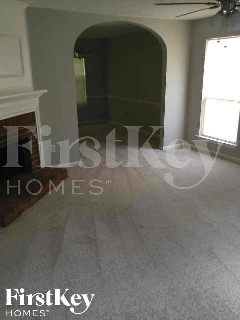 Building Photo - 1138 Summerstone Trce