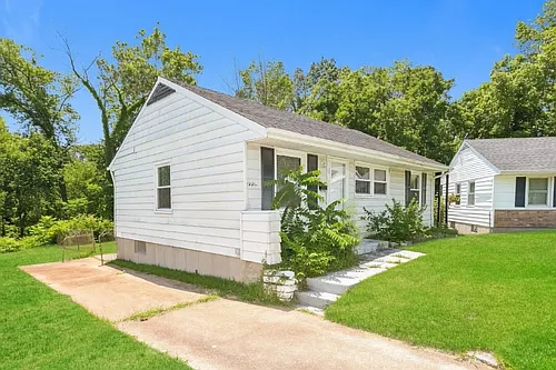 10302 Ross Cir #MAIN Photo 1