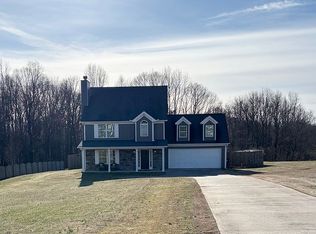 8233 Mountain Glen Dr, Clermont, GA 30527