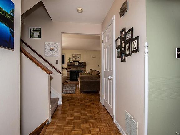 2nd image of 453 Country Club Ln