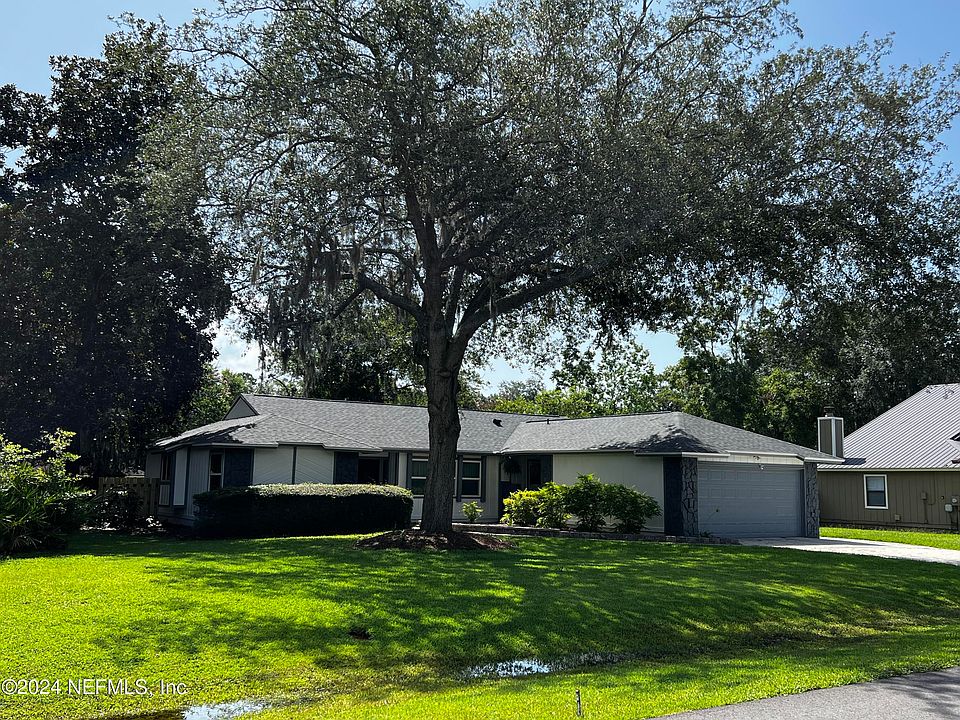 1st image of 6137 Island Forest Dr