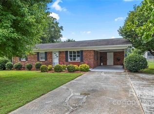2416 Belle Terre Rd, Statesville, NC 28625