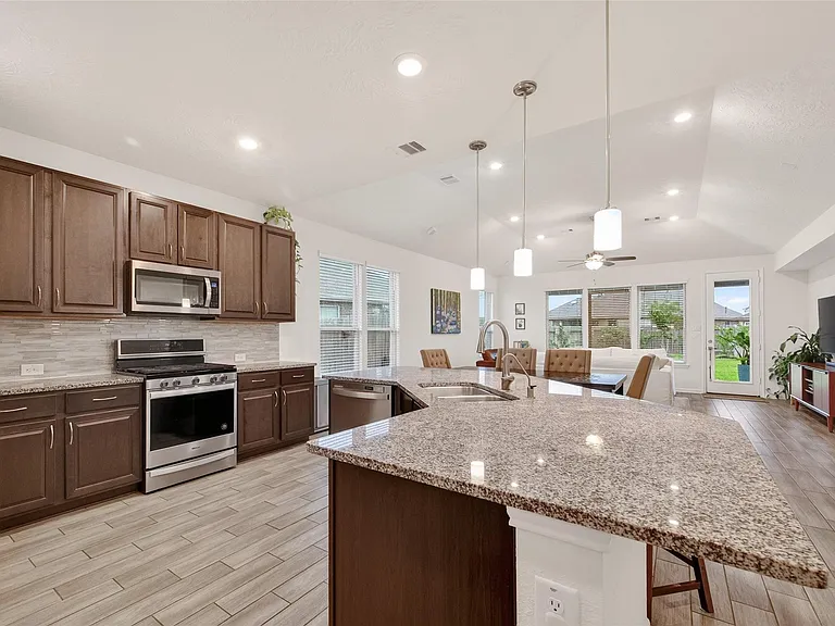 15607 Barton Orchard Ln — Photo 6