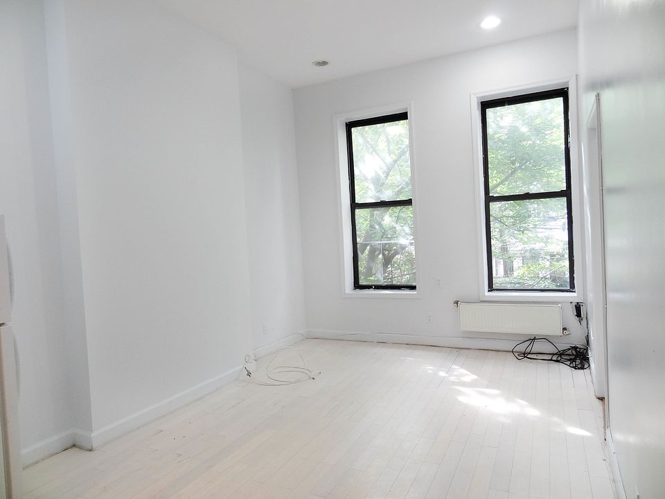 1st image of 60 S Elliott Pl #2B