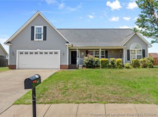 5946 Lillytrotter Dr, Hope Mills, NC 28348