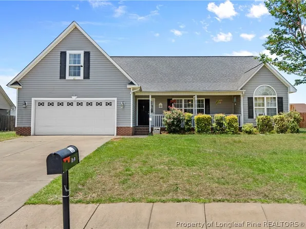 5946 Lillytrotter Dr, Hope Mills, NC 28348