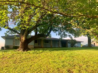 423 N State Highway 39, Greenfield, MO 65661