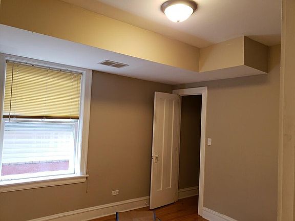 3rd image of 4025 Saint Louis Ave #2