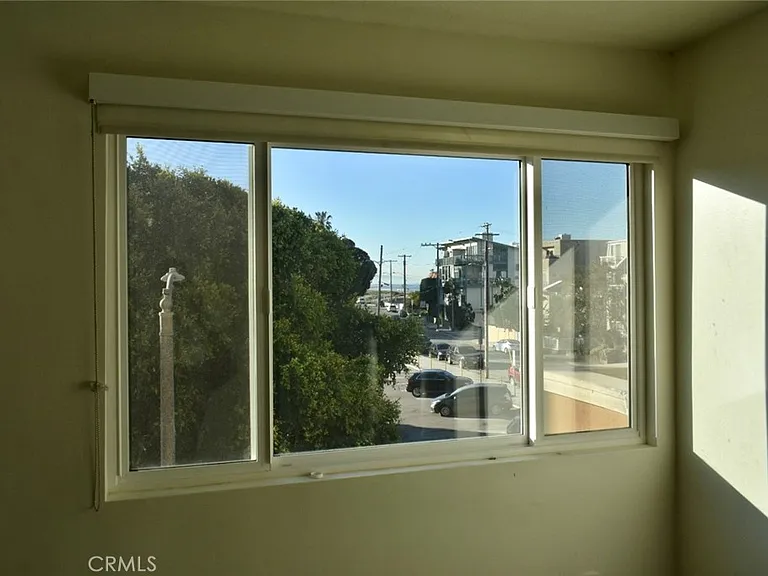 6400 Pacific Ave #311 — Photo 44