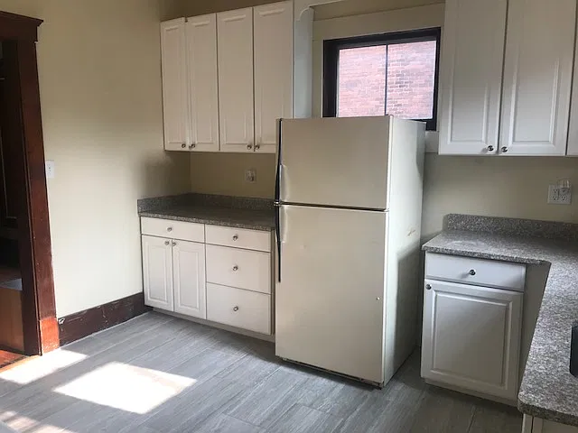 5 bed, 2000 sqft, $6,000 — Photo 4