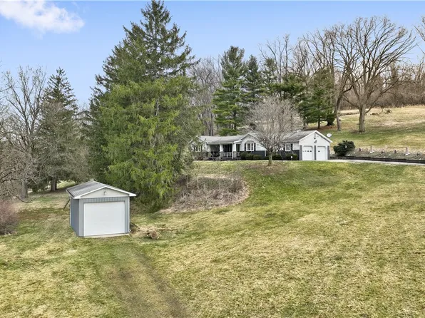 1188 Willowbrook Rd, Belle Vernon, PA 15012